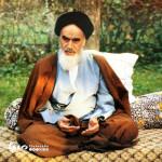 نهضت رمان‌نویسی در رابطه با زندگی امام خمینی(ره) راه‌اندازی شود/ کوتاهی‌های زیادی برای ساخت فیلم درباره امام صورت گرفته است