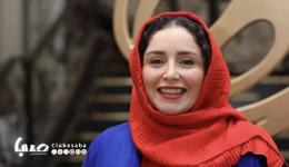 ژاله صامتی به همراه فرزندش روی صحنه می‌رود